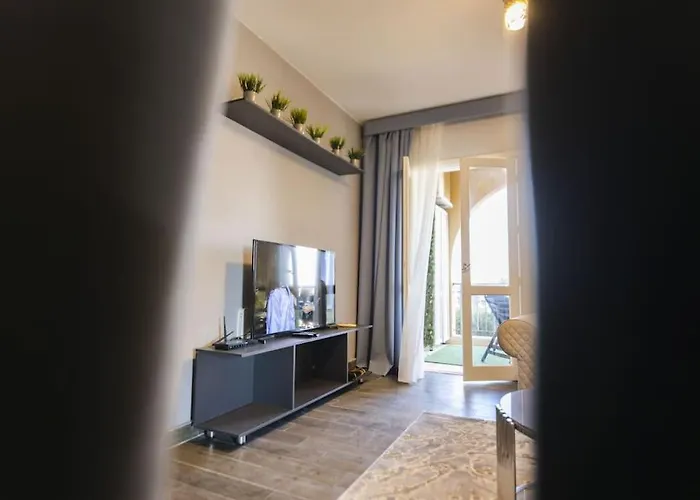 Apartment Marina 2 Br 202 By Beit Fel Gouna Bfg *